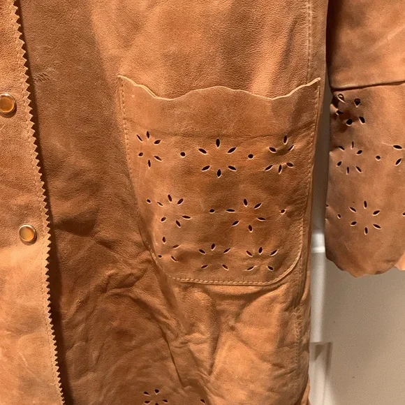 Wilson’s vintage y/2k leather Bell sleeve belted jacket
